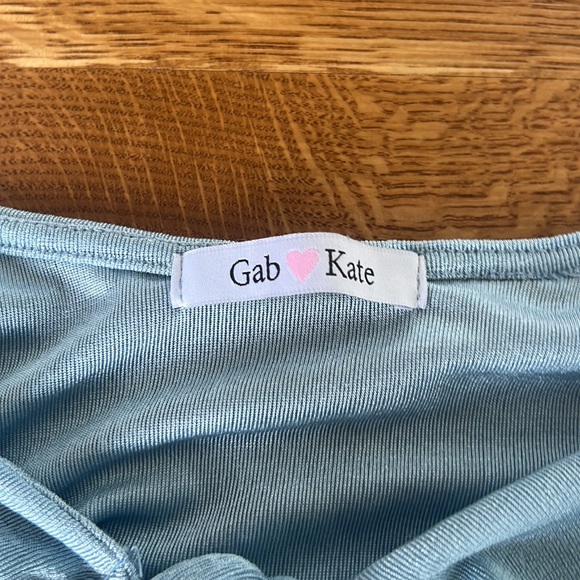 Gab Kate Long Sleeve Top in blue - Picture 2 of 2